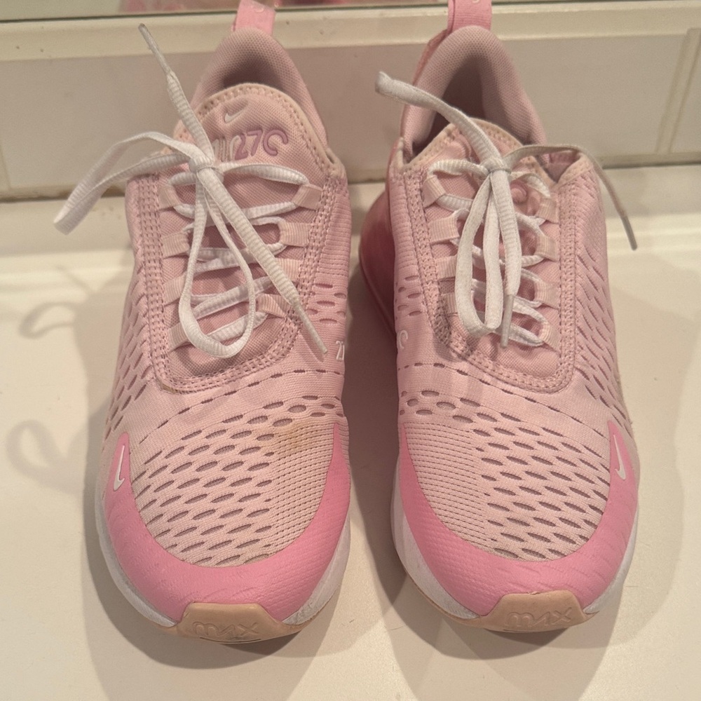Nike Air Max 270 Pink Sneakers youth size 7 women’s 8.5